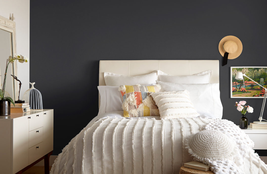 How To Paint A Dark Accent Wall The Perfect Finish Blog By Kilz