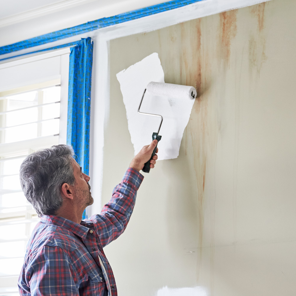 How to Paint a Wall After Water Damage