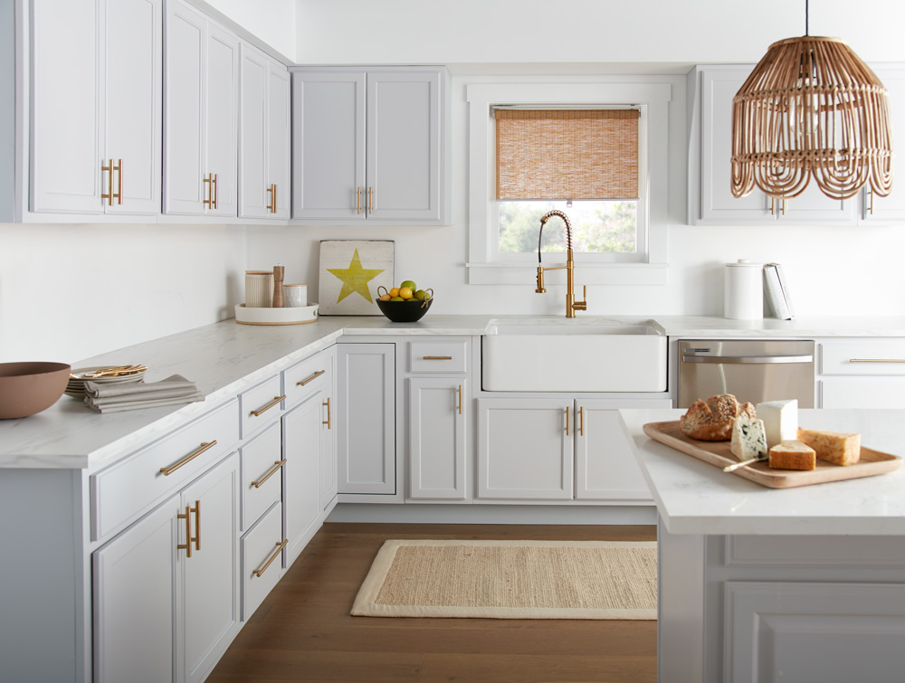 White kitchen with gold accent
