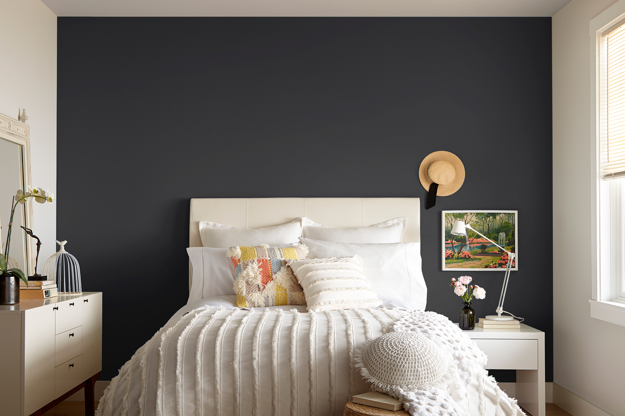 HowTo Paint a Dark Accent Wall The Perfect Finish Blog by KILZ®